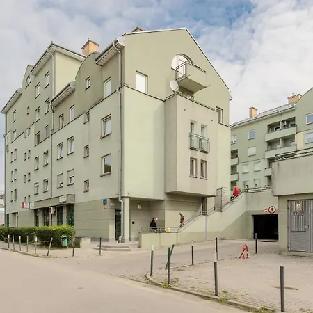 Comfy Powstancow Slaskich By Renters Apartment Warschau