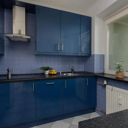 Lejlighed Comfy Powstancow Slaskich By Renters Warszawa