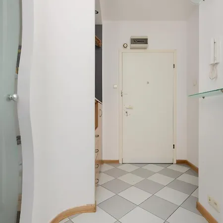 Comfy Powstancow Slaskich By Renters Lejlighed *