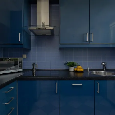 Comfy Powstancow Slaskich By Renters * ורשה