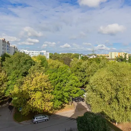 Comfy Powstancow Slaskich By Renters ורשה